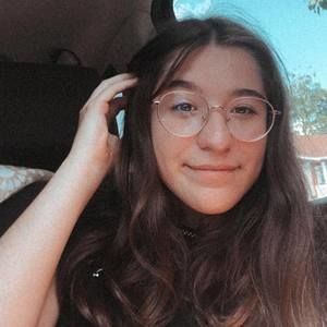 Meet your Posher, Lee-anne